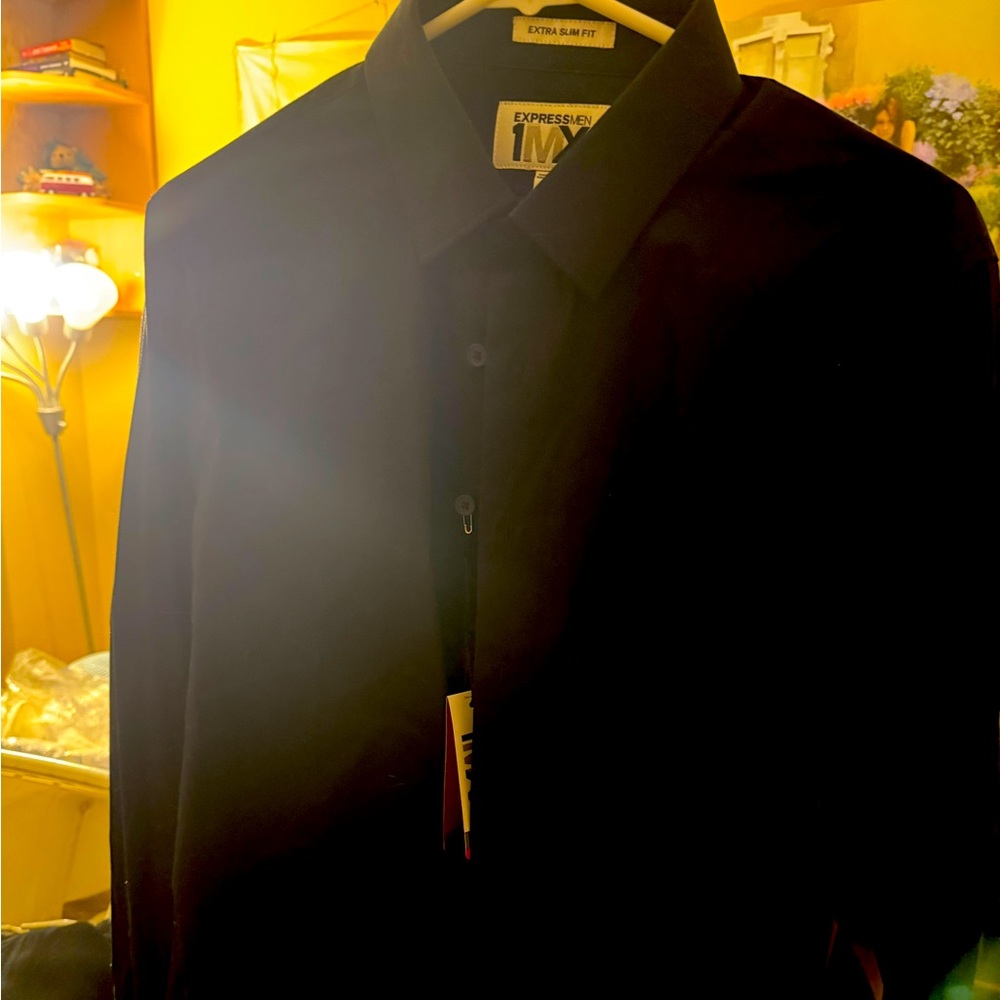 Express 1MX stretch Men’s shirt size Medium